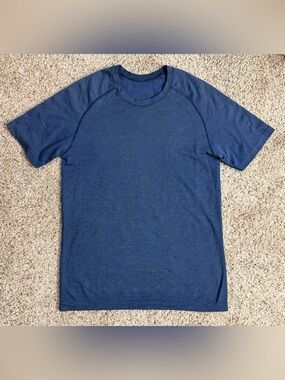 Lululemon Metal Vent Tech Short Sleeve Shirt Men’s Small Navy Blue Seamless